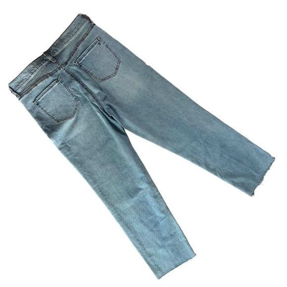 Jessica Simpson Spotlight High Rise Slim Straight Lived In Vintage Jeans NEW - Picture 2 of 9